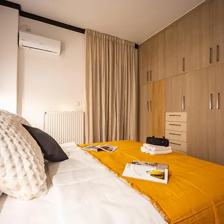 Apartment Entire Building For Big Groups In